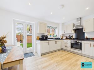 Kitchen/Diner- click for photo gallery